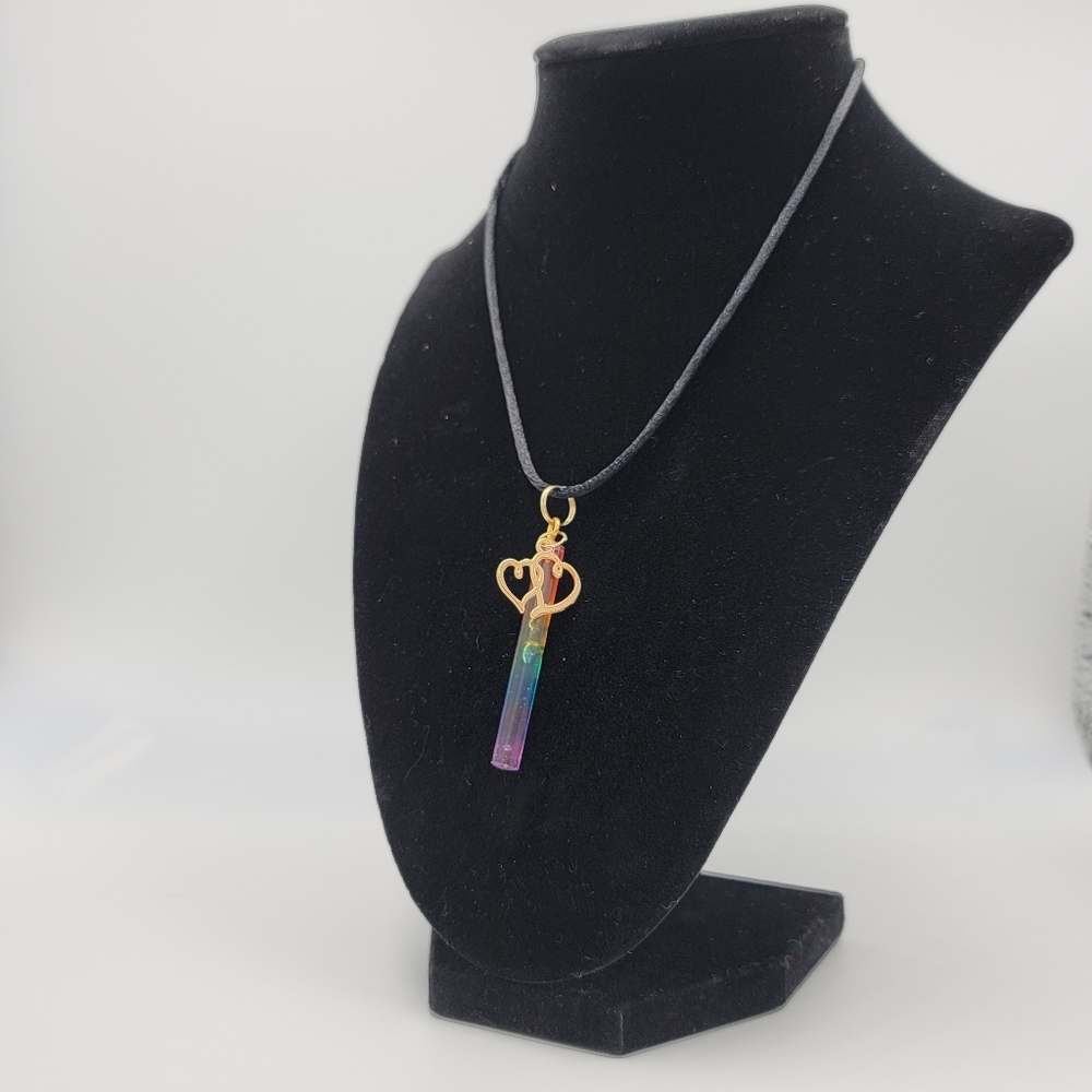 Handmade Rainbow Necklace🌈 - Picture 5 of 10
